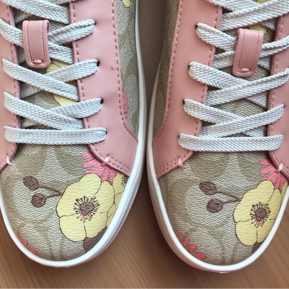 🌸 Coach Clip Low Top Sneaker In Signature Canvas With Floral Print - Picture 13 of 15